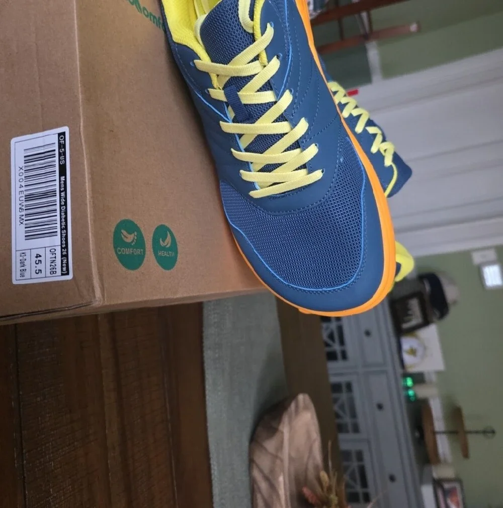 Men’s Ortho Comfoot Walking Shoes Ssz. 11.5 Wide